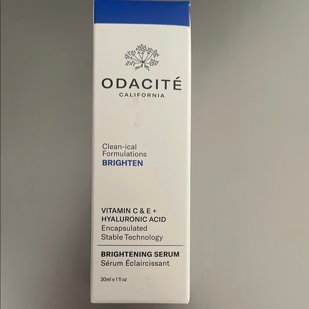 Brightening Serum - White and Blue